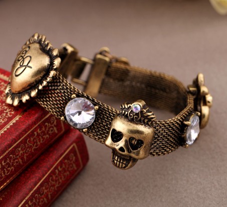 Fashion bracelet